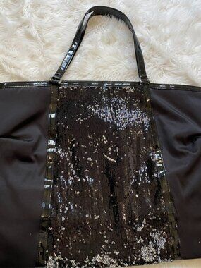 NWOT DSW black with sequin embellishment Overnight travel bag tote